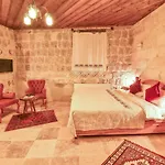 Mosaic Cave Hotel 5*