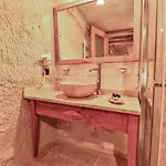 Mosaic Cave Hotel 5*